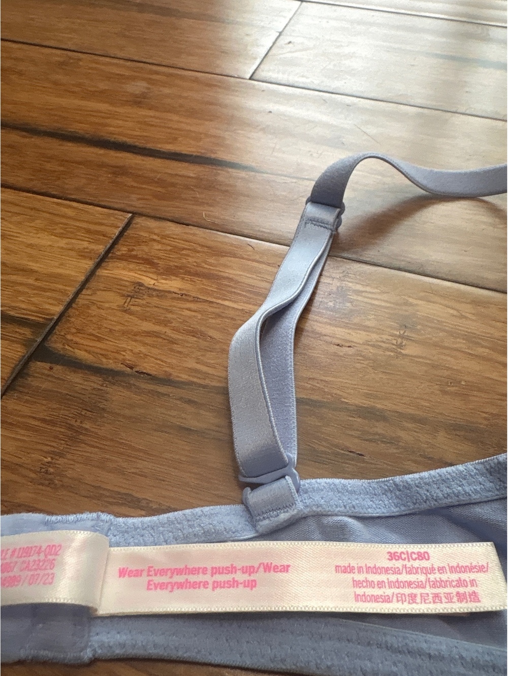 Victoria's Secret PINK Light Blue Underwire Bra Size 36C Wear Everywhere Push Up - Picture 7 of 7